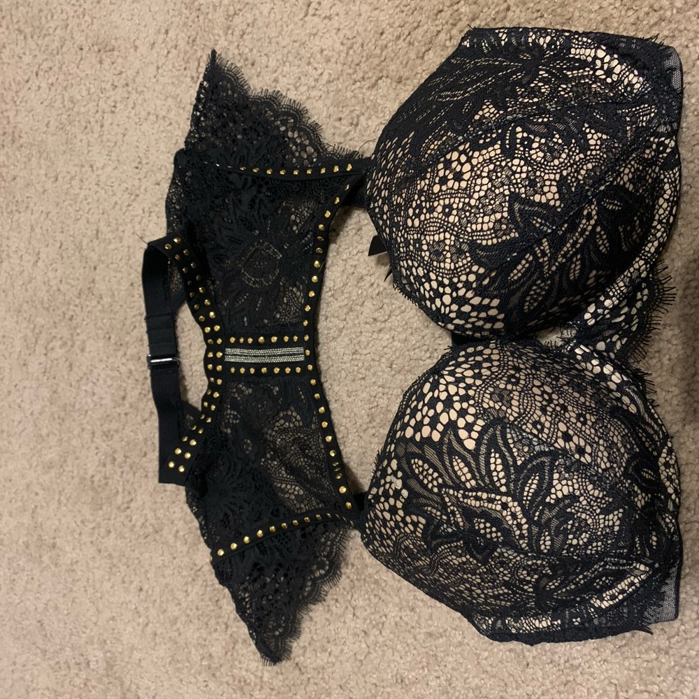 Victoria secrets bra
